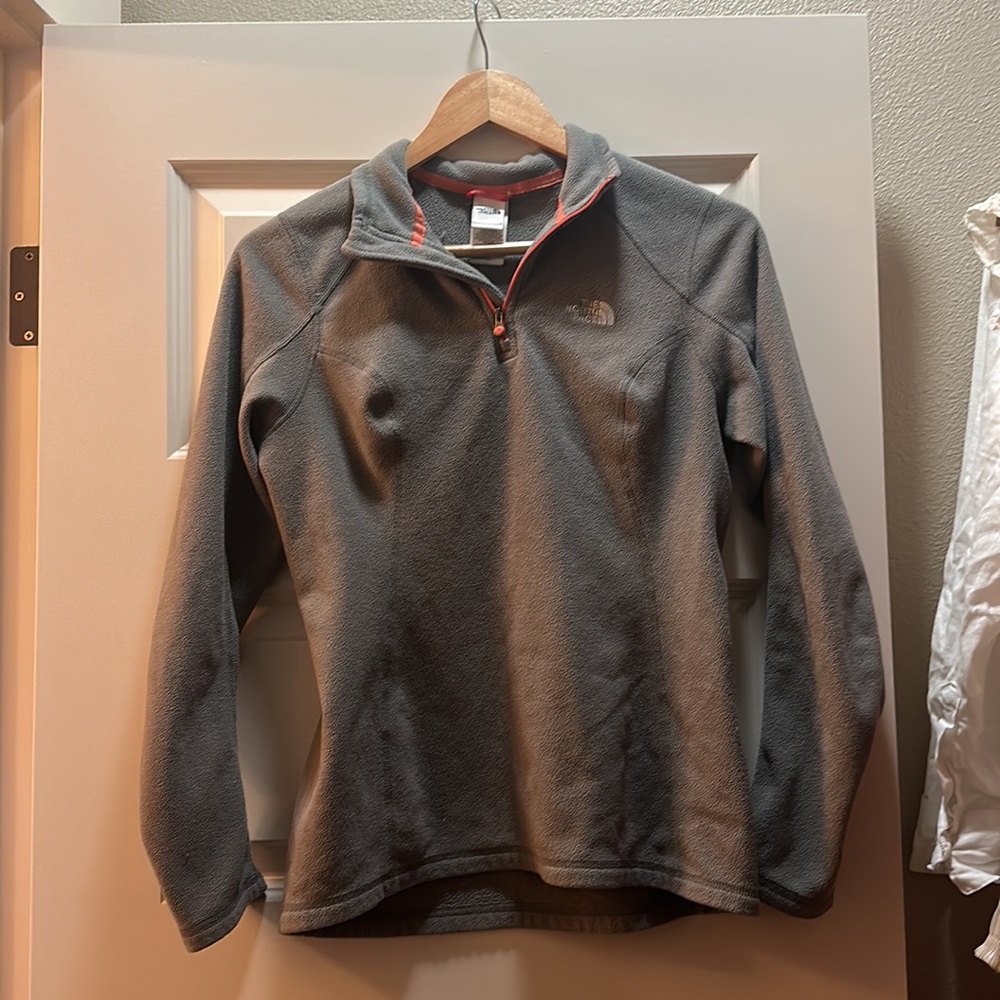 North Face Quarter Zip Fleece - Picture 2 of 4